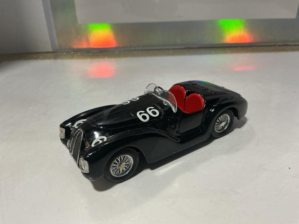 1:43 - BRUMM 1940 Ferrari 815 Sport