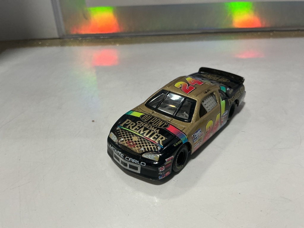 [101295] 1:43 - ACTION - 1997 Jeff Gordon #24 Dupont Chroma Premier Chevrolet Monte Carlo