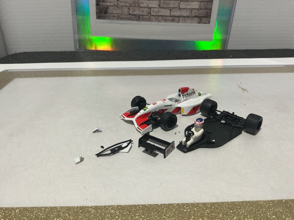 [010648] 1:43 ONYX FOOTWORK FA 13 [BROKEN]