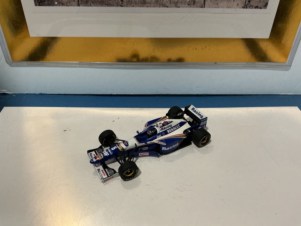 [004944] MINICHAMPS 1:43 WILLIAMS FW