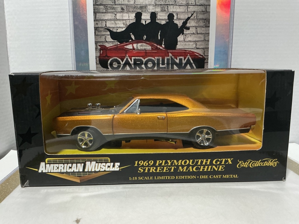 1:18 ERTL 1969 PLYMOUTH GTX STREET MACHINE BRONZE / BLACK
