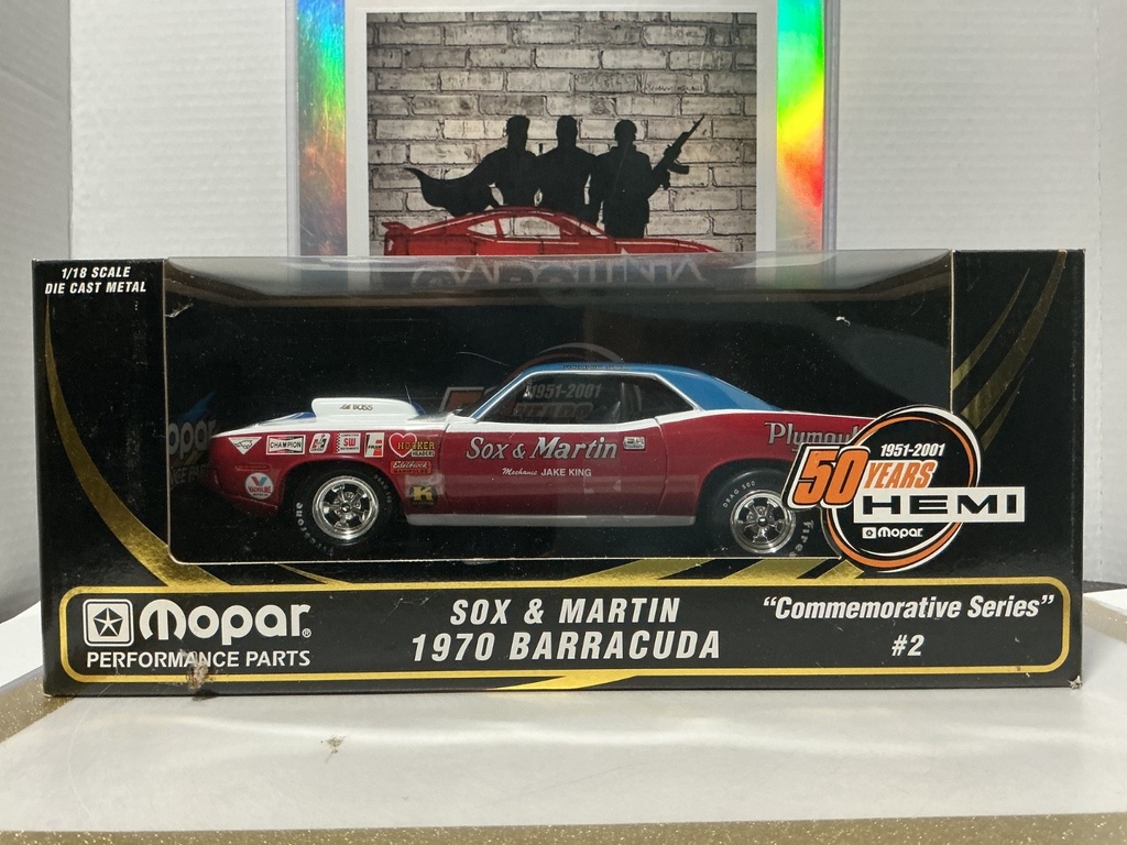 1:18 ERTL MOPAR PERFORMANCE PARTS SOX & MARTIN 1970 BARRACUDA SERIES #2