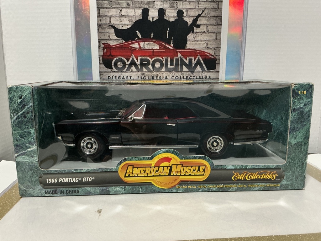 [112307] 1:18 ERTL - 1966 PONTIAC GTO AMERICAN MUSCLE BLACK ON RED