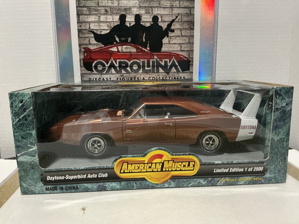 1:18 ERTL COLLECTION DAYTONA SUPERBIRD AUTO CLUB 1 OF 2500