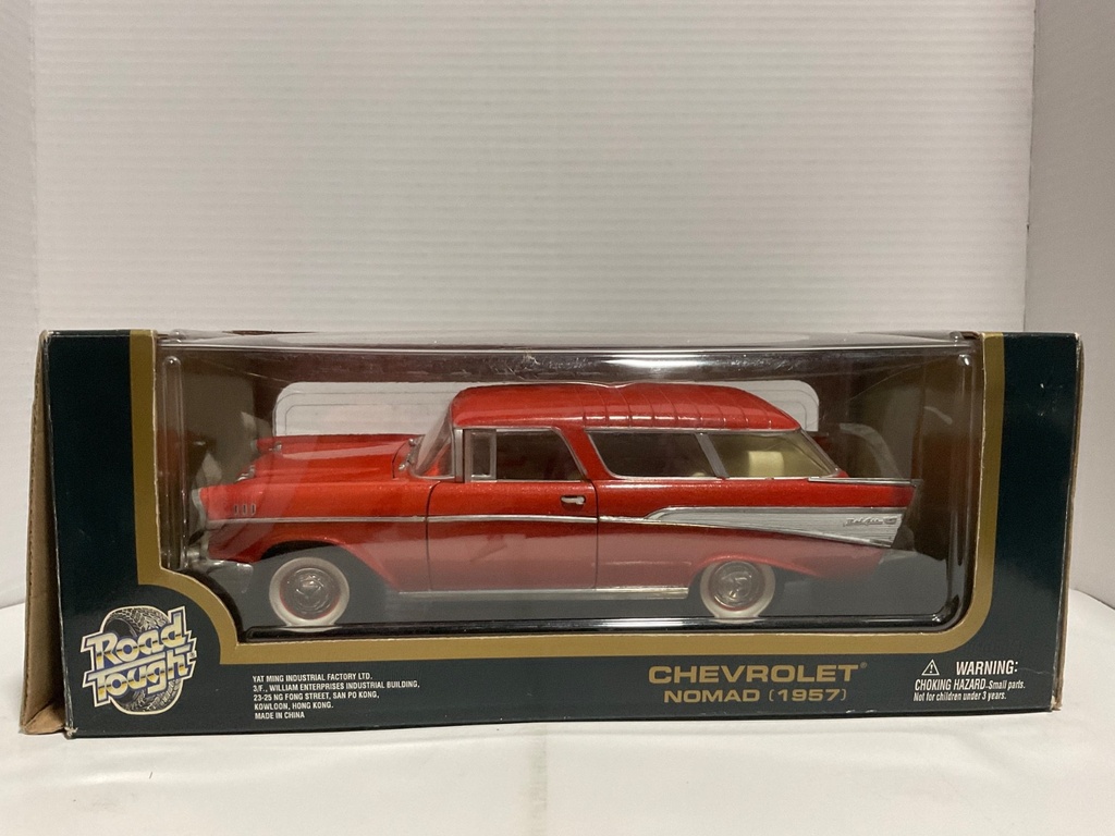 1:18 ROAD TOUGH CHEVROLET NOMAD 1957 RED ON CREAM