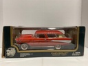 1:18 ROAD TOUGH CHEVROLET NOMAD 1957 RED ON CREAM