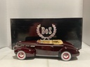 1:18 BEST OF SHOW CONVERTIBLE COUPE 1940 DARK RED ON TAN *BROKEN PIECES