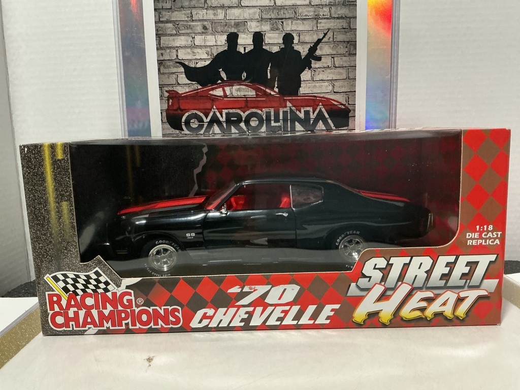 [112678] 1:18 RACING CHAMPIONS ‘70 CHEVELLE STREET HEAT SERIES