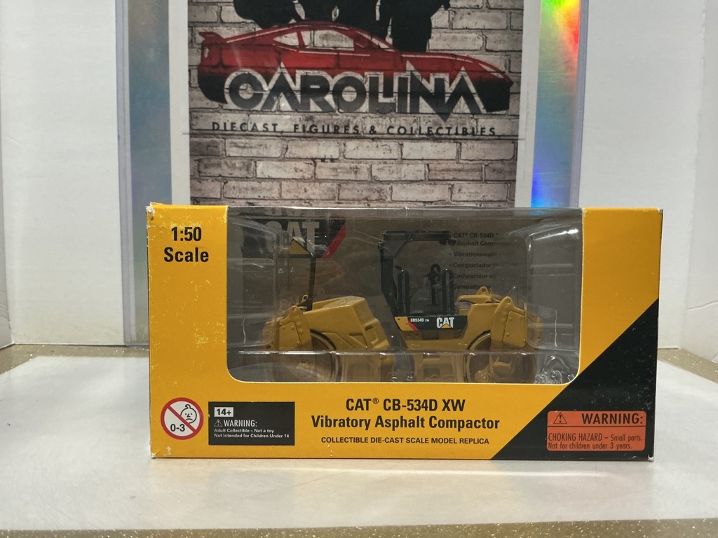 [009119] 1/50 - NORSCOT MODELS - CAT CB-534D XW VIBRATORY ASPHALT COMPACTOR