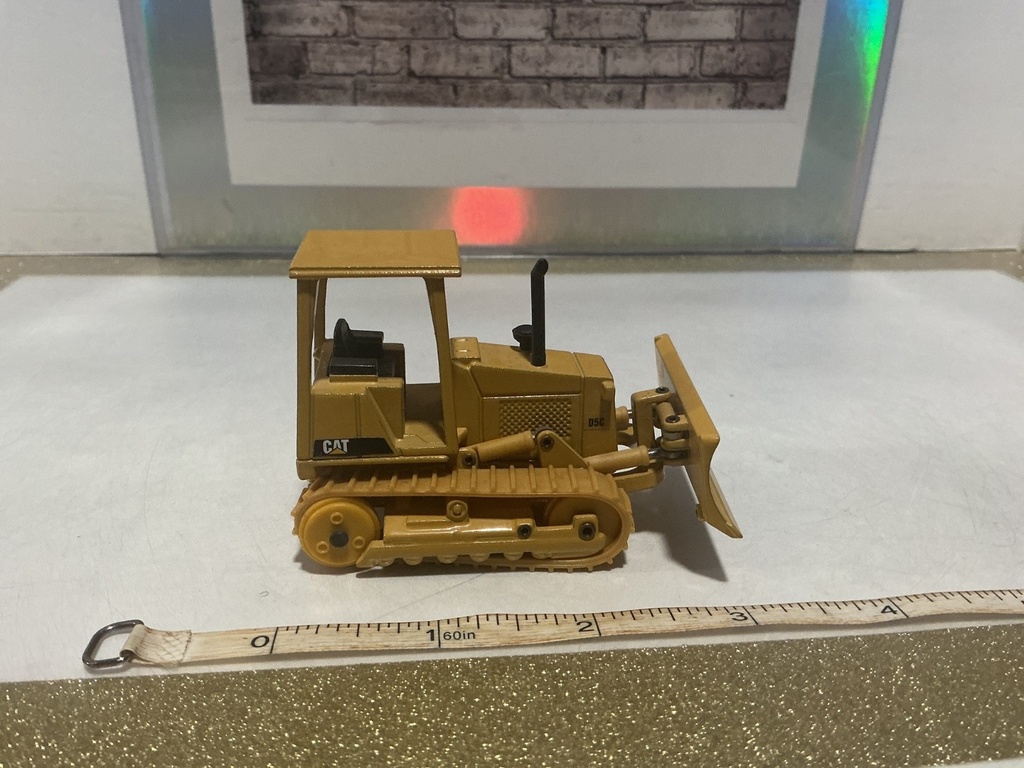 [009673] 1/50 JOAL BULLDOZER  D5C {no box}