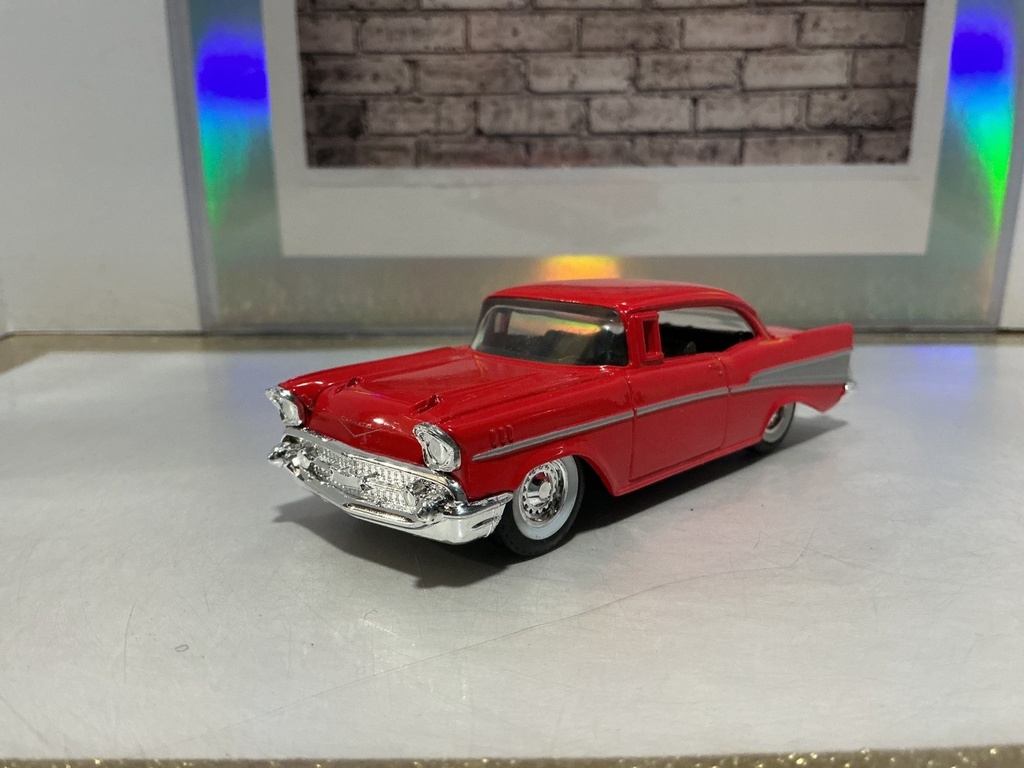 [103664] 1/43 - ERTL - 1957 CHEVROLET TWO-DOOR HARD TOP - #11 VINTAGE SERIES