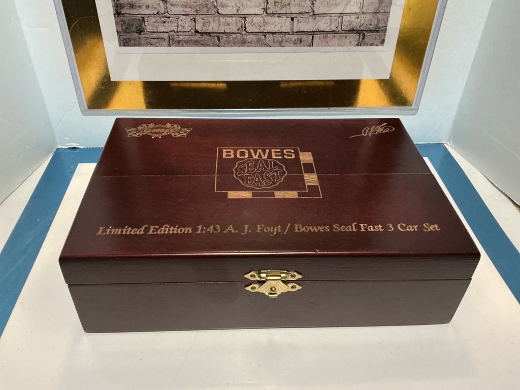 [100670] 1/43 GMP LE BOWES SEAL FAST 3 CAR SET