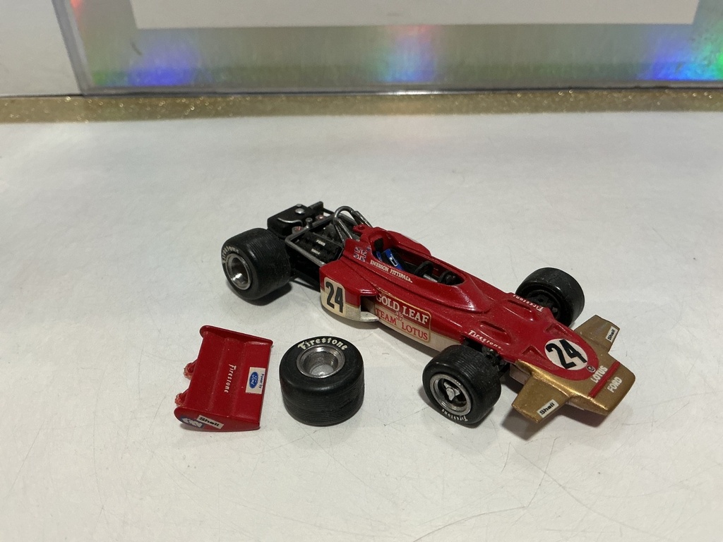 [103663] 1/43 - LOCTUS 72 - SCALE RACING CARS - MADE IN ENGLAND [BROKEN/MISSING PIECES]