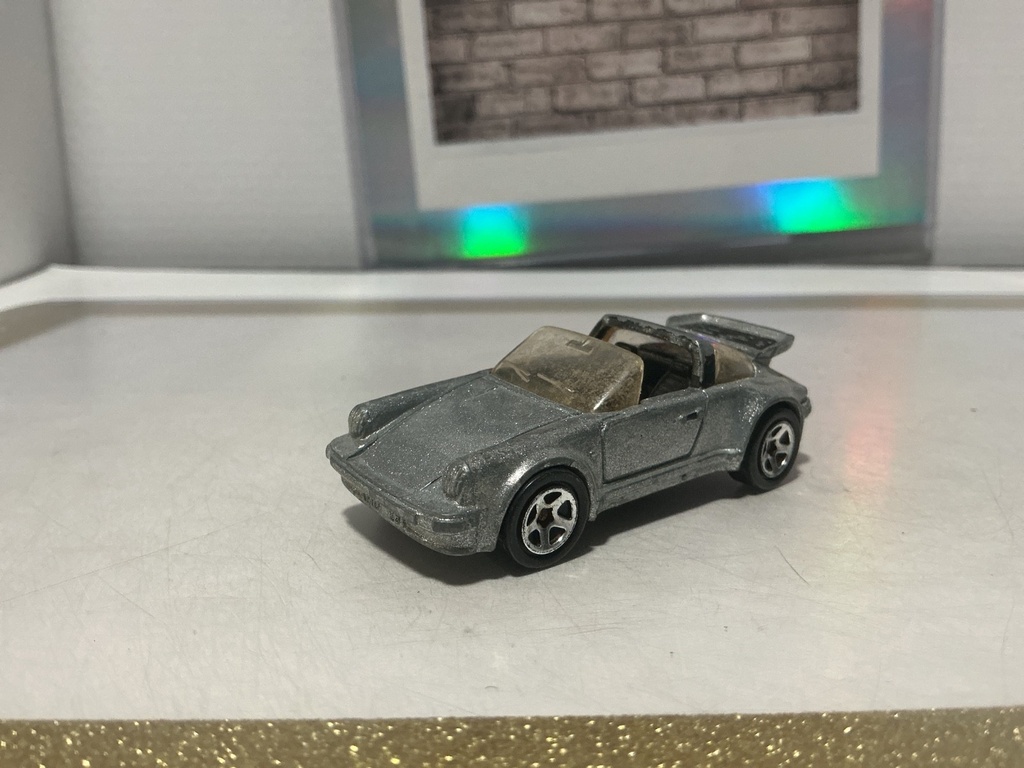 [010972] 1/64 HOTWHEELS PORSCHE 911 SC TARGA SILVER
