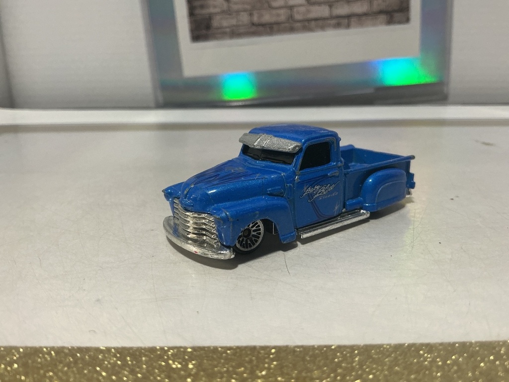[010982] 1/64 HOTWHEELS LA TROCA @2000 MATTEL BABY BLUE SUEDE