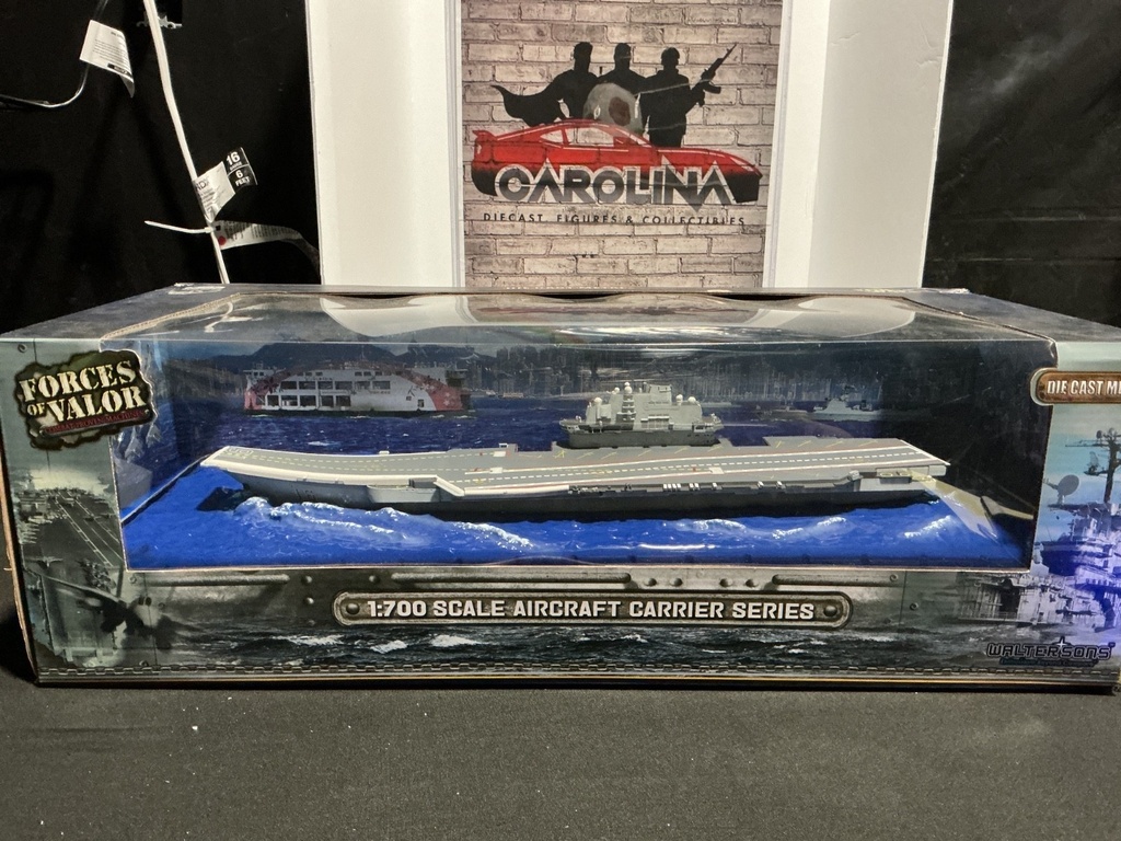 Forces of Valor 1/700 Scale 861010A - Chinese Liaoning (CV-16) Hong Kong Visit