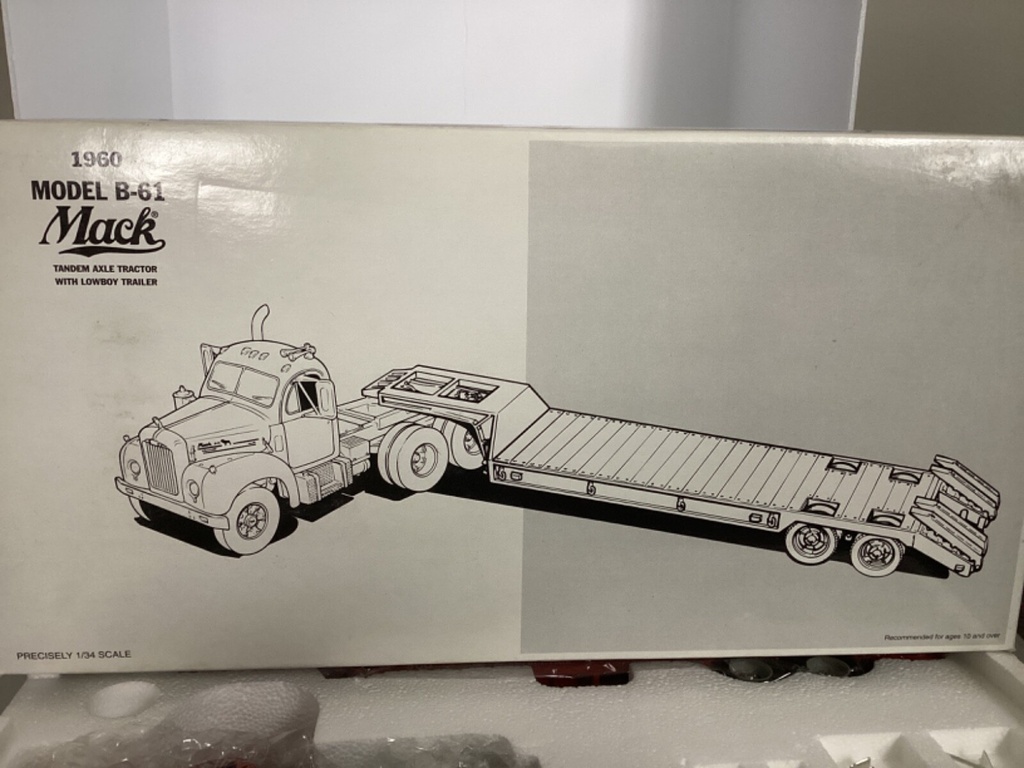 1ST GEAR 1960 MACK MODEL B-61 TANDEM AXLE TRACTOR with LOWBOY 1/34 19-2170