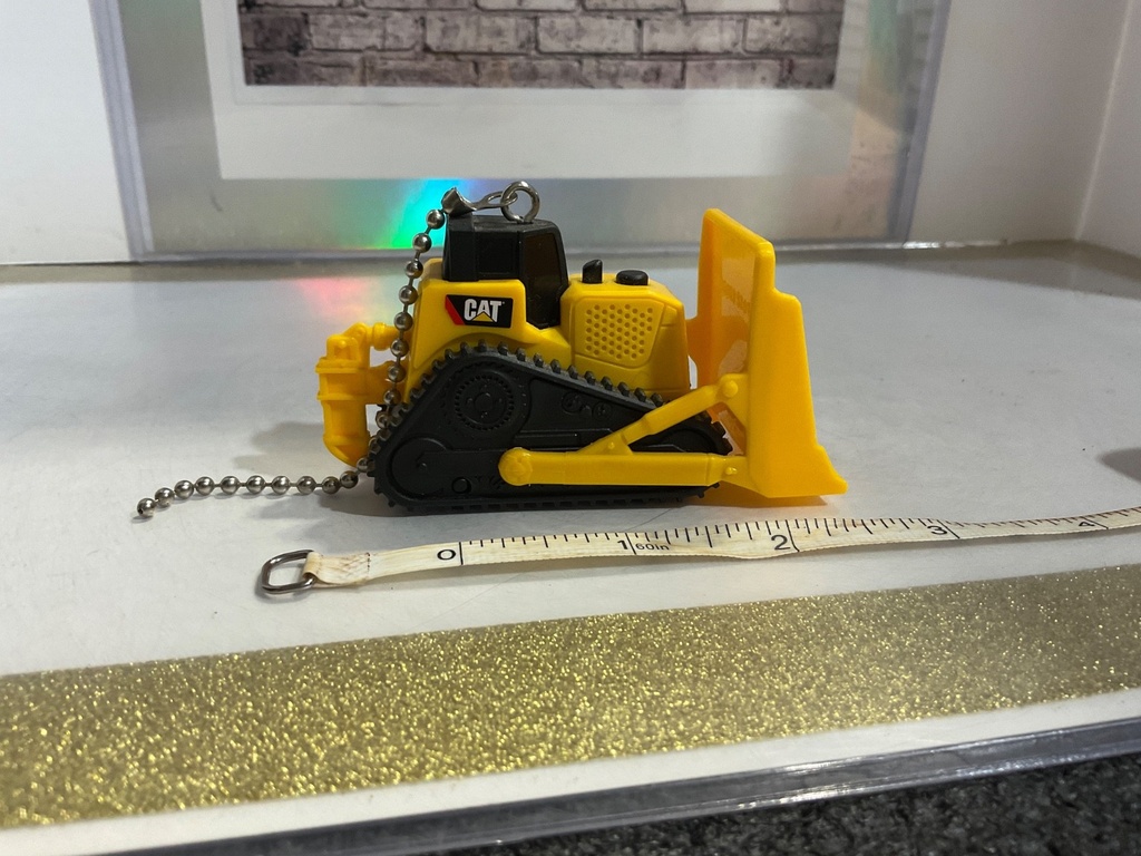 CAT BULLDOZER PLASTIC **NO BOX
