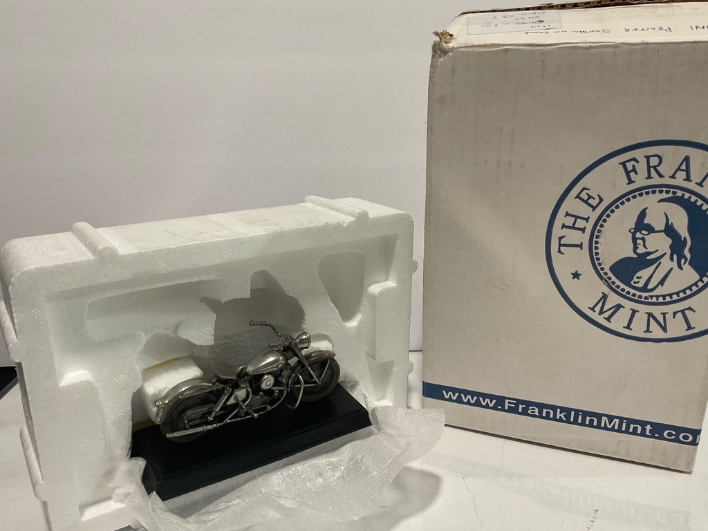 FRANKLIN MINT  B11C001 1957 SPORTSER MINATURE PEWTER