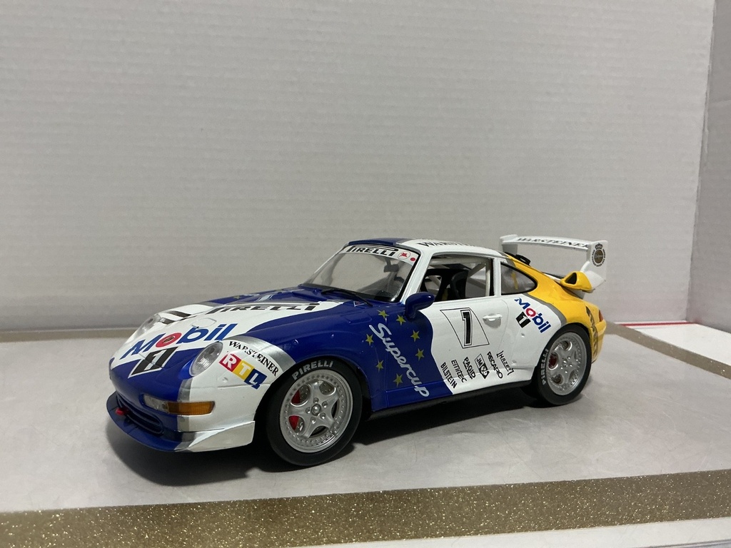 [117185.] 1:18 ANSON PORSCHE 911 GT2 WARSTEINER #1