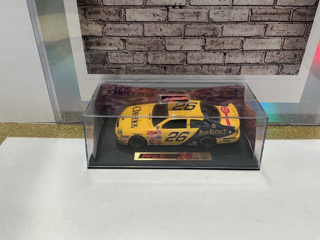 RACE IMAGE - JOHNNY BENSON FORD - TAURUS 26