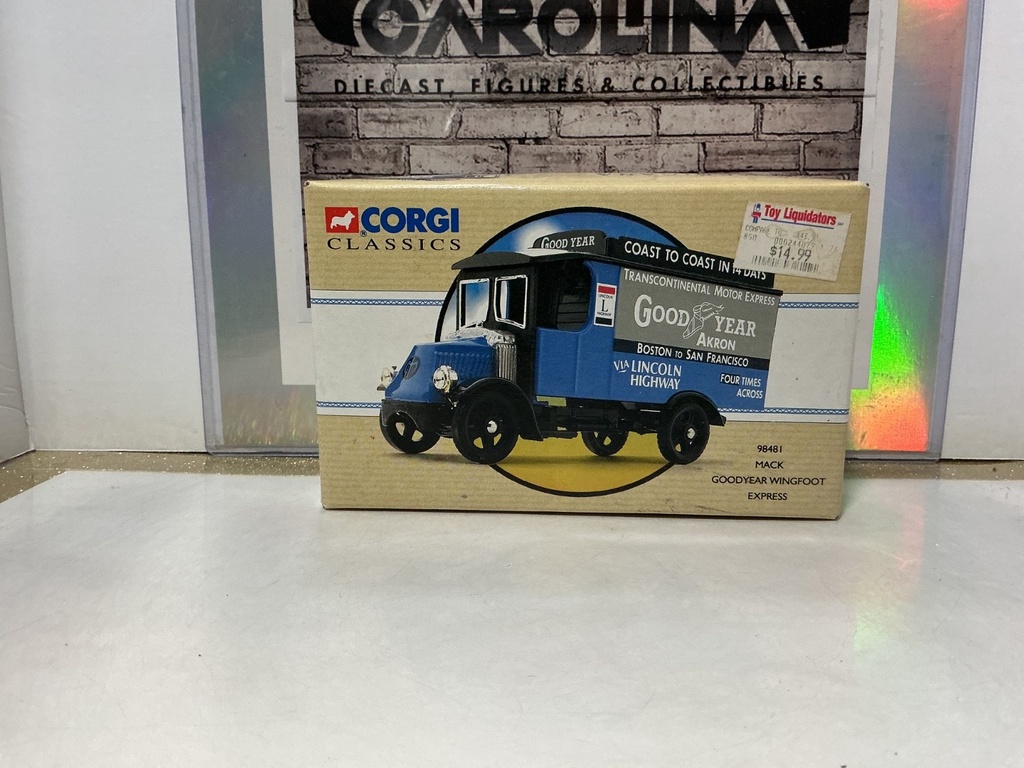 CORGI CLASSICS MACK GOODYEAR WINGFOOT EXPRESS