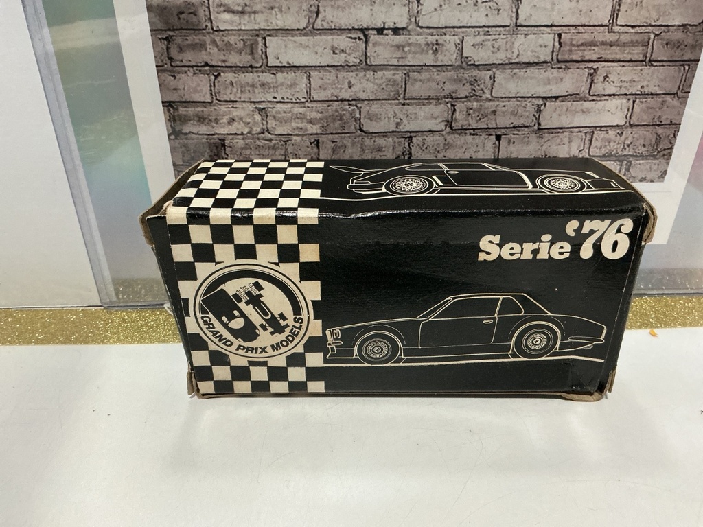 SERIES ‘76 - GRAND PRIX MODELS N.1030 CHEVROLET MONZA AL HOLBERT