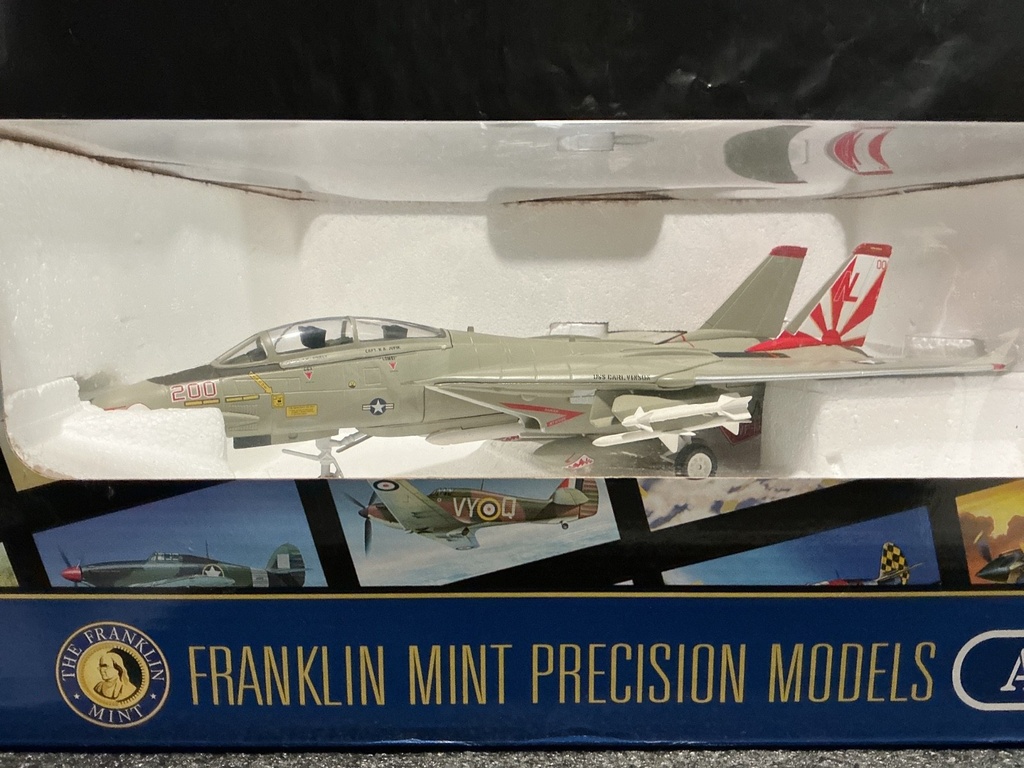 1/48 Franklin Mint B11B234 F14 TOMCAT SUNDOWNERS COCKPIT GLASS CRACK