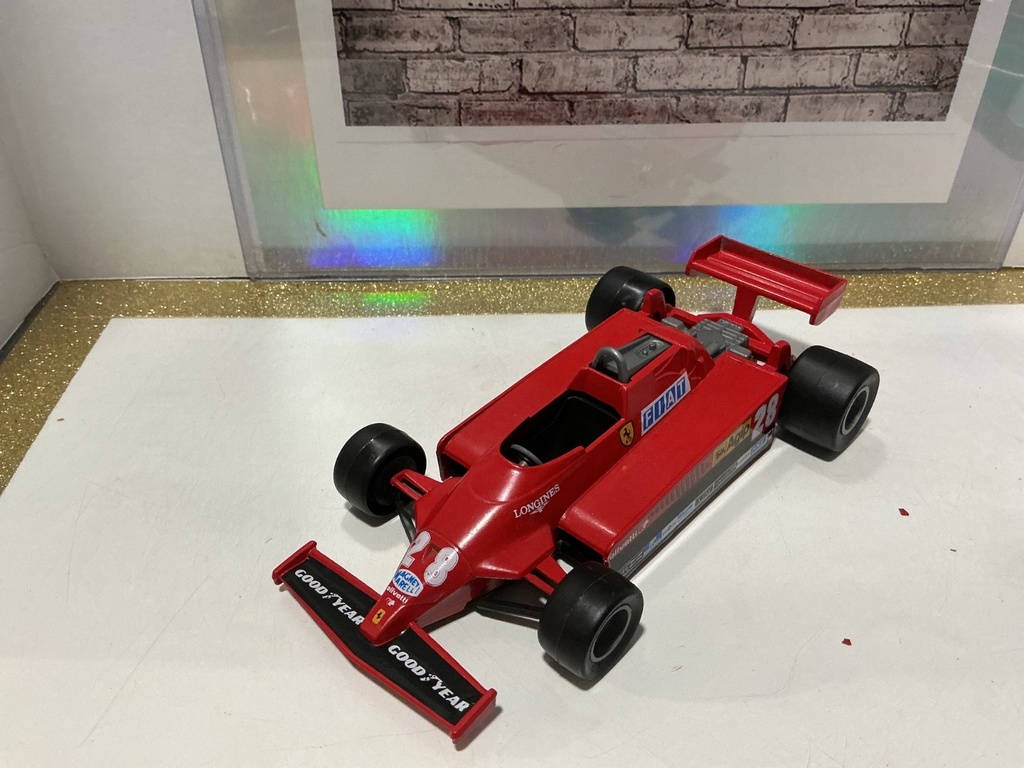 1/25 HOTWHEELS FERRARI 126C #28