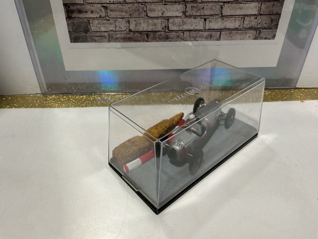 [103006] BRUMM - 1936 Auto Union Type C W/CASE DISPLAY