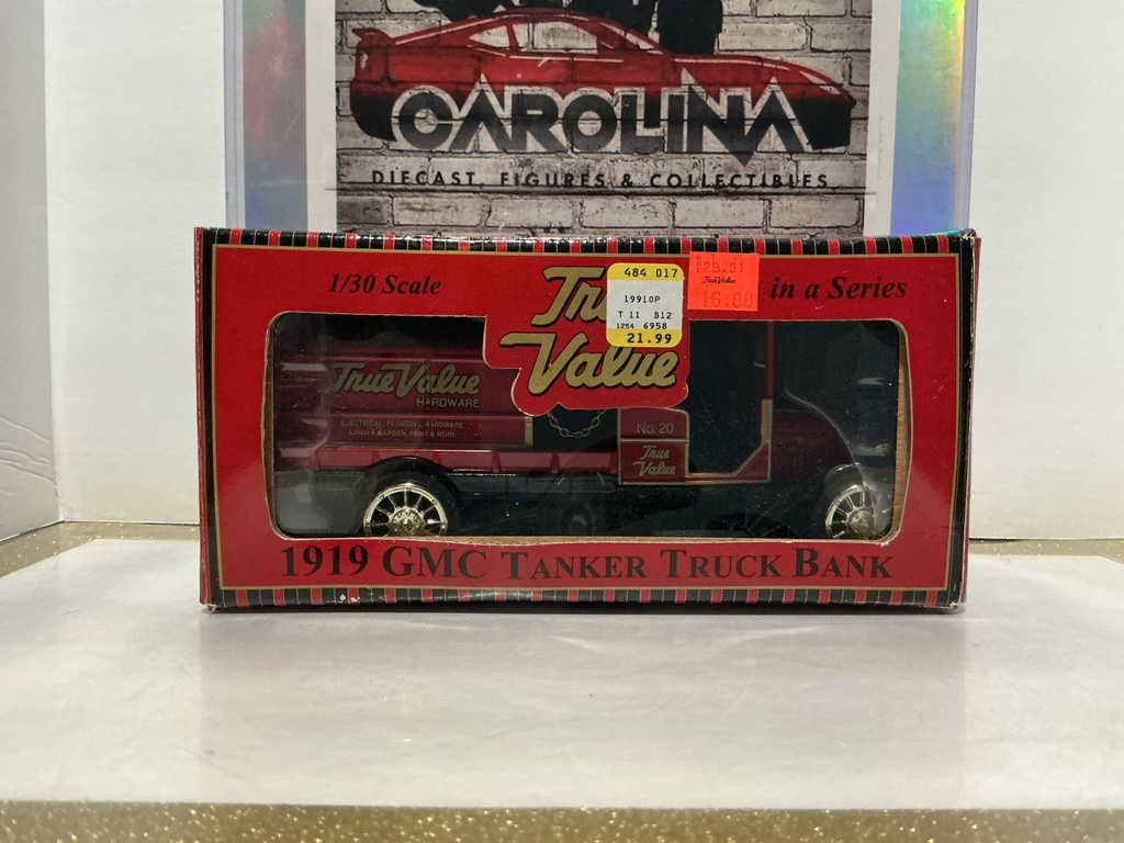 1/30 TRUE VALUE - 1919 GMC TANKER TRUCK BANK