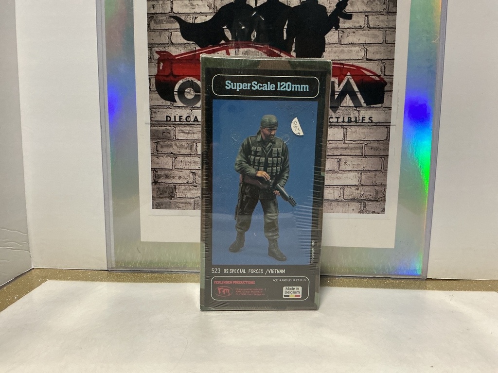 VERLINDEN PRODUCTIONS - U.S SPECIAL FORCES VIETNAM SUPER SCALE 120MM SEALED
