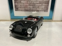 1:18 MAISTO PORSHE 550A SPYDER BLACK ON RED
