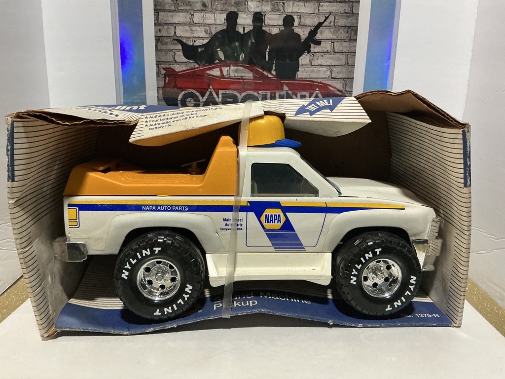 [103535] [DAMAGED BOX] VINTAGE 1990’s NAPA SOUND MACHINE PICKUP TRUCK