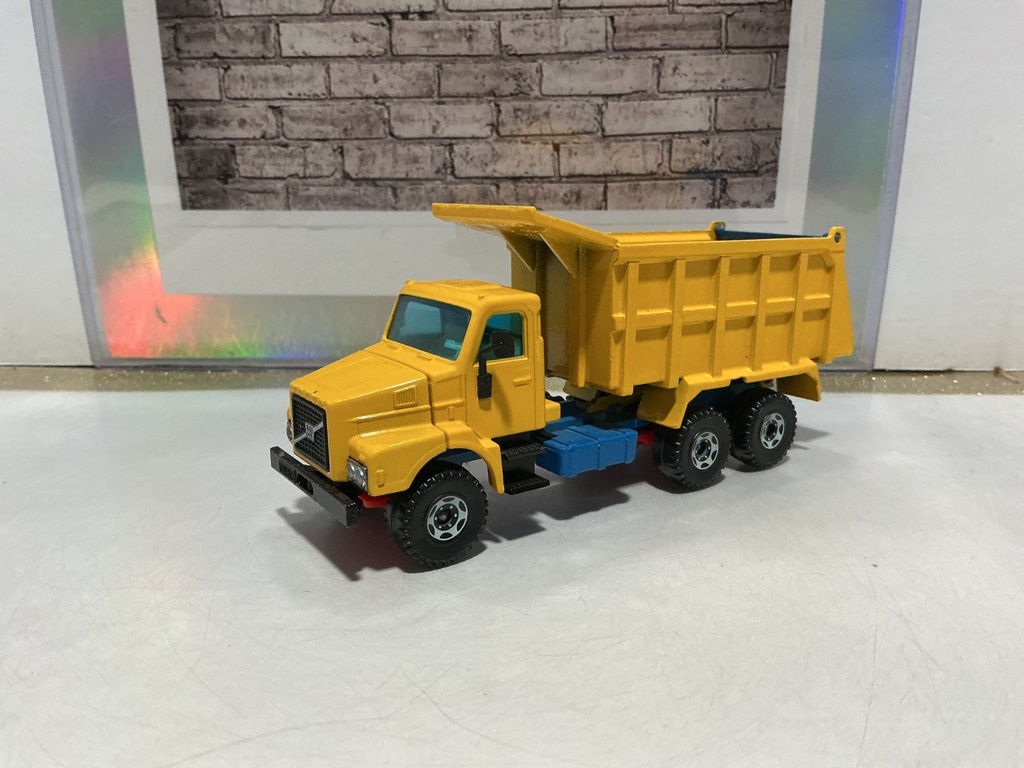 [103649] [VINTAGE] SIKU - SANDKIPPER 347 VOLVO DUMPTRUCK