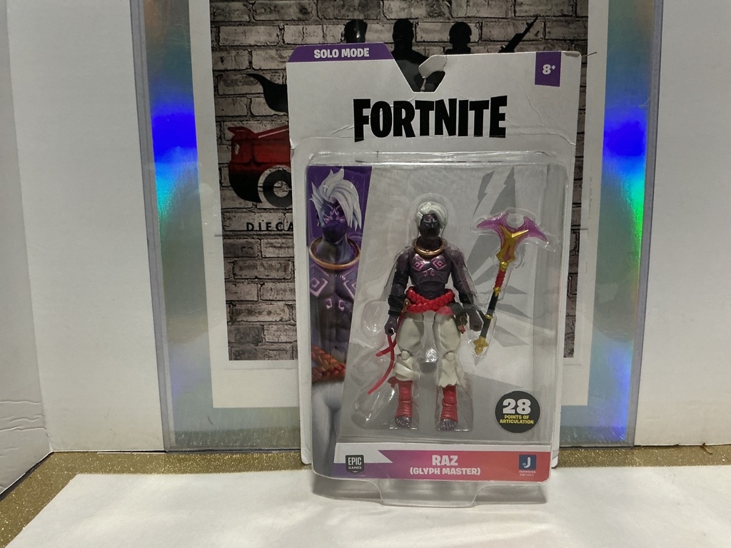 [103630] FORTNITE - 28 POINTS OF ARTICULATION RAZ [GLYPH MASTER]