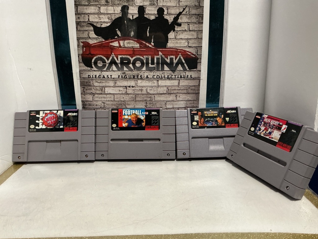 NINTENDO SNES SYSTEM - 4 SPORT GAME CARTRIDGE BUNDLE