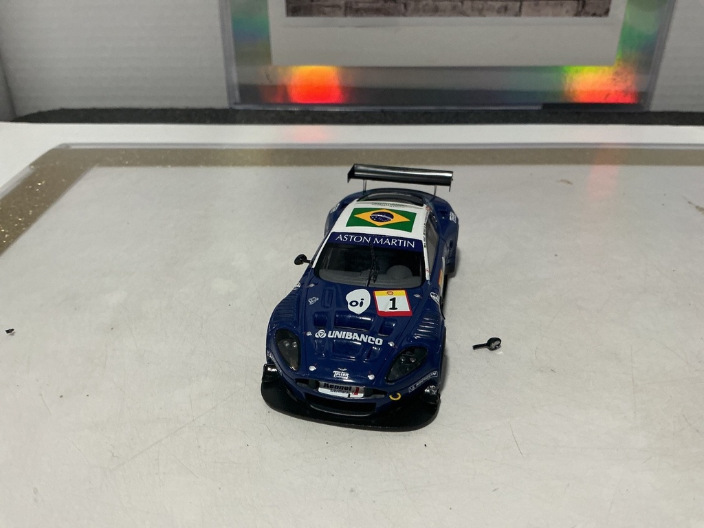 1/43 SPARK ASTON MARTIN DBRQ #1 2006 INTERLAGOS WINNER [BROKEN MIRROR]