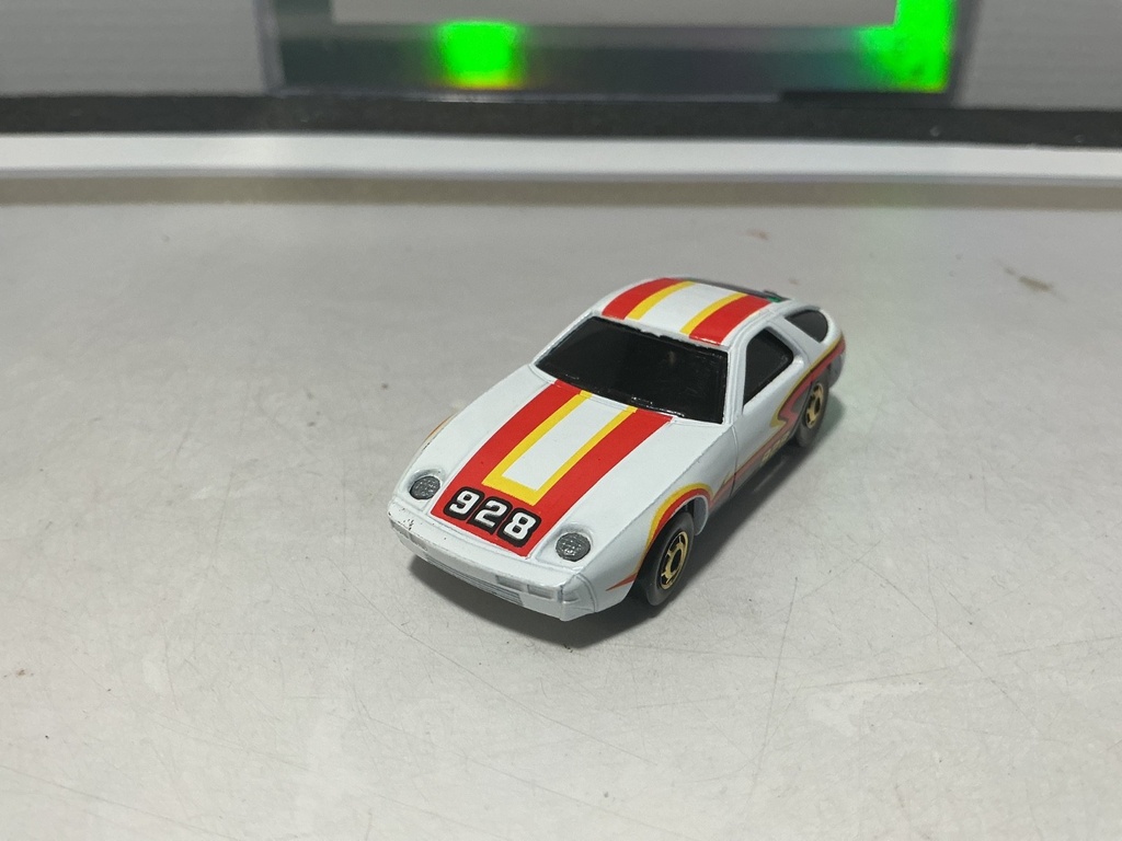 1/64 1983 HOT WHEELS PORSCHE P-928 GOLDWHEELS HONG KONG NEAR MINT