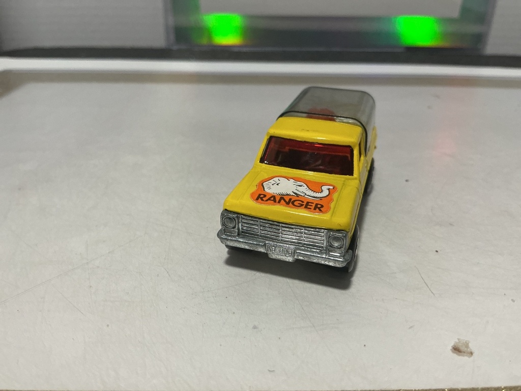 1/64 MATCHBOX LESNEY 1957 WILDLIFE RANGER TRUCK W/ CLEAR CANOPY- ENGLAND 1973