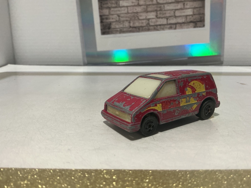 [010994] 1/64 1985 HOTWHEELS MATTEL FLIP OUTS VAN