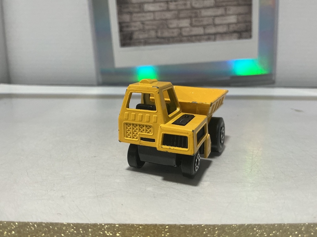 1/64 SUPERFAST NO. 26 SITE DUMPER MATCHBOX