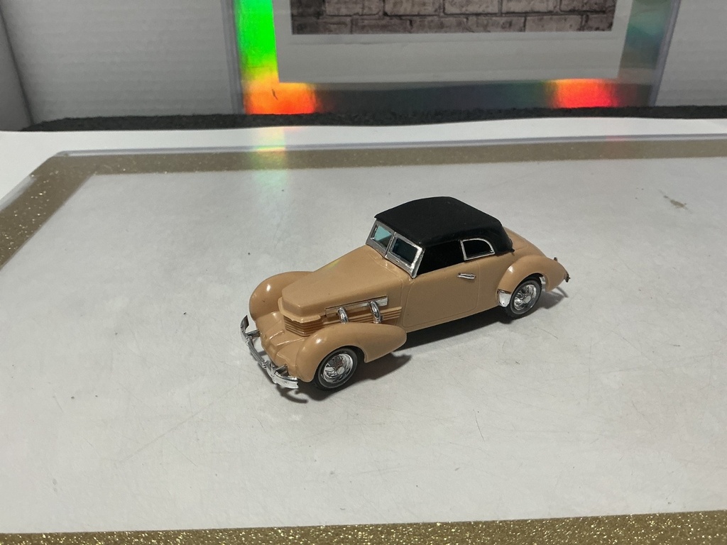 [010770] 1/43 VINTAGE CRAGSTAN - 1937 CORD - MADE IN HONG KONG