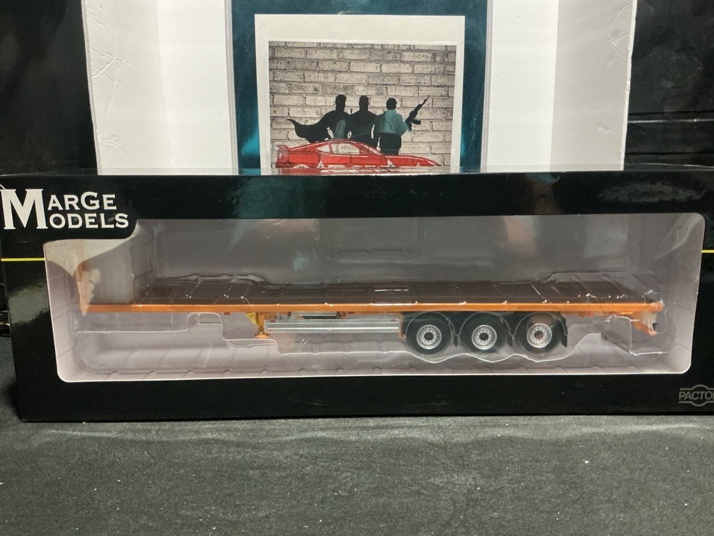 1/32 MARGE MODLES PACTON FLATBED TRAILER YELLOW