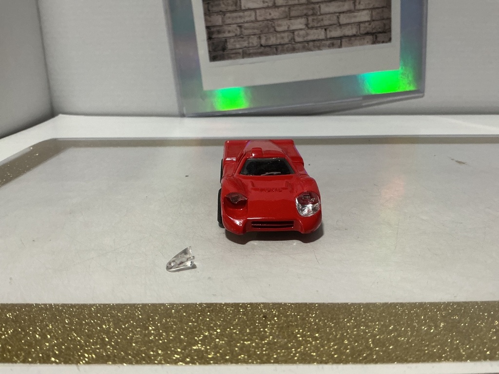 1/43 POLITOYS NO. 586 FORD GTJ MADE IN ITALY [HEADLIGHT PIECE BROKEN OFF]