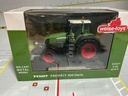 1/32 WEISE TOYS AGCO FENDT FAVORIT 924 VARIO { DISPLAYED}