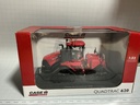 1/32 UNIVERSAL HOBBIES CASE IH QUADTRAC 620  {DISPLAYED}