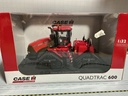 1/32 UNIVERSAL HOBBIES CASE IH QUADTRAC 600  {DISPLAYED}.