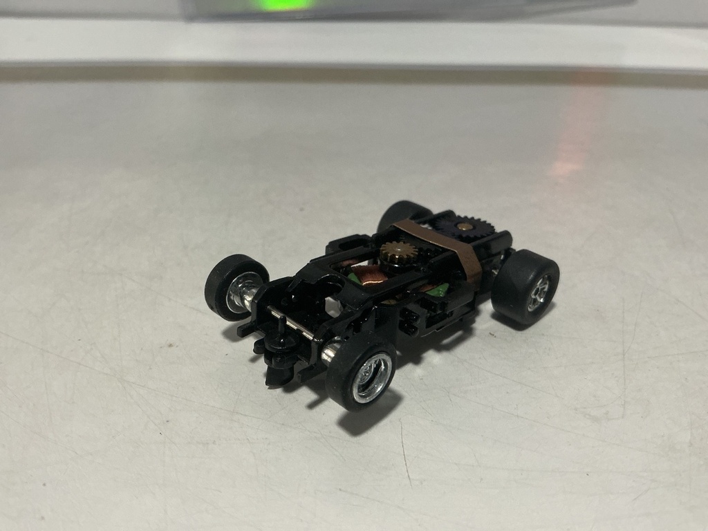 [010927] JOHNNY LIGHTNING PLAYING MANTIS X TRACTION SLOT CAR ONLY #10