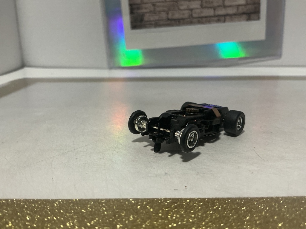 [010934] JOHNNY LIGHTNING PLAYING MANTIS X TRACTION SLOT CAR ONLY #17